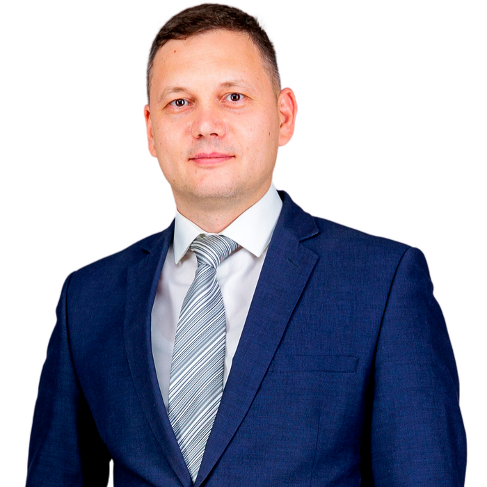 Михаил Юрьевич Жаров